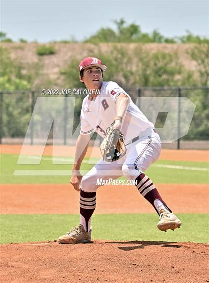 Thumbnail 2 in Rockport-Fulton vs Davenport (UIL 4A Region 4 Area Playoff) photogallery.