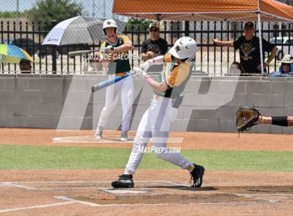 Thumbnail 2 in Rockport-Fulton vs Davenport (UIL 4A Region 4 Area Playoff) photogallery.