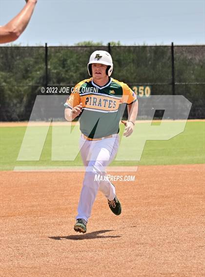 Thumbnail 1 in Rockport-Fulton vs Davenport (UIL 4A Region 4 Area Playoff) photogallery.
