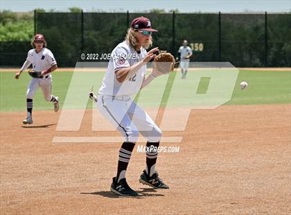Thumbnail 1 in Rockport-Fulton vs Davenport (UIL 4A Region 4 Area Playoff) photogallery.
