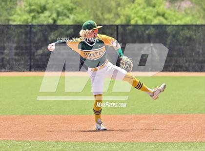 Thumbnail 3 in Rockport-Fulton vs Davenport (UIL 4A Region 4 Area Playoff) photogallery.