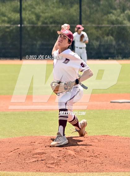 Thumbnail 3 in Rockport-Fulton vs Davenport (UIL 4A Region 4 Area Playoff) photogallery.