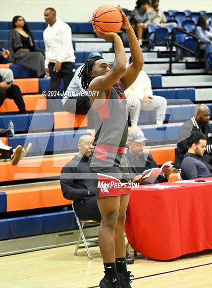 Thumbnail 3 in St. Pius X-St. Matthias Academy vs. Riviera Prep (Tarkanian Classic) photogallery.