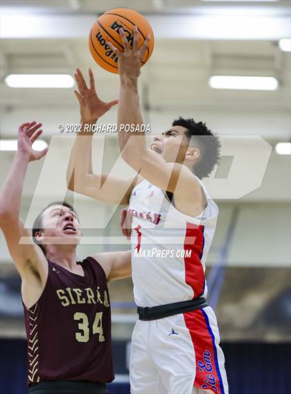 Thumbnail 2 in Sierra vs. Buchanan photogallery.