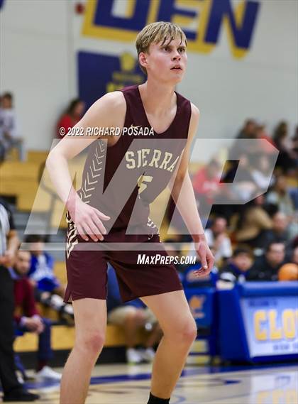 Thumbnail 3 in Sierra vs. Buchanan photogallery.