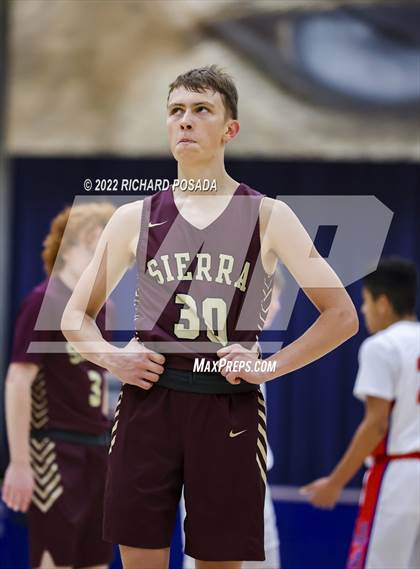 Thumbnail 2 in Sierra vs. Buchanan photogallery.