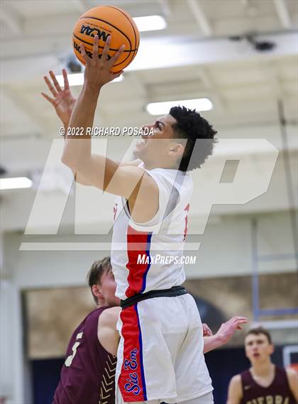 Thumbnail 3 in Sierra vs. Buchanan photogallery.