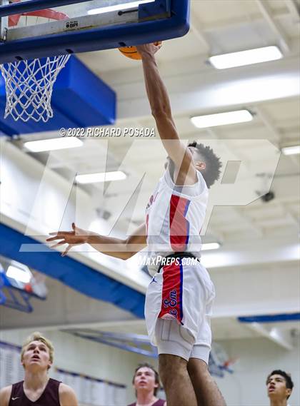 Thumbnail 3 in Sierra vs. Buchanan photogallery.