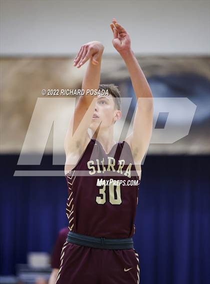 Thumbnail 3 in Sierra vs. Buchanan photogallery.