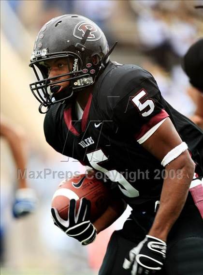 Thumbnail 2 in Taylor vs. Pearland (Texas 5A D1 Regional Playoffs) photogallery.