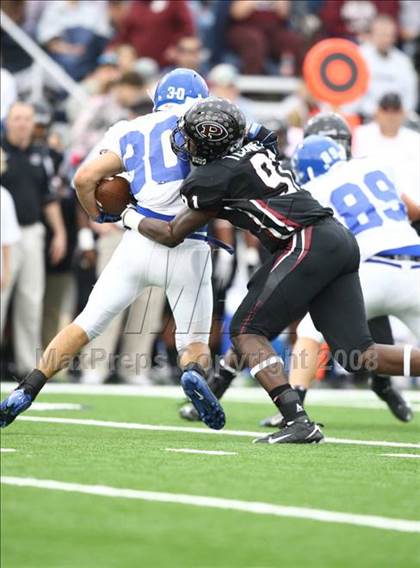 Thumbnail 3 in Taylor vs. Pearland (Texas 5A D1 Regional Playoffs) photogallery.