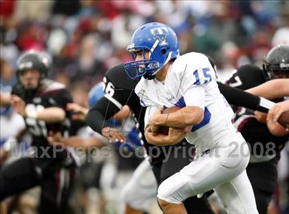 Thumbnail 3 in Taylor vs. Pearland (Texas 5A D1 Regional Playoffs) photogallery.