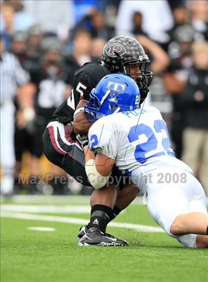 Thumbnail 3 in Taylor vs. Pearland (Texas 5A D1 Regional Playoffs) photogallery.