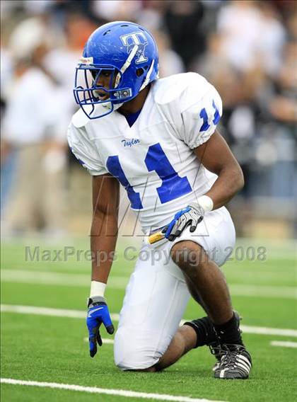 Thumbnail 1 in Taylor vs. Pearland (Texas 5A D1 Regional Playoffs) photogallery.