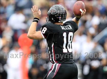 Thumbnail 2 in Taylor vs. Pearland (Texas 5A D1 Regional Playoffs) photogallery.