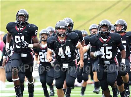 Thumbnail 3 in Taylor vs. Pearland (Texas 5A D1 Regional Playoffs) photogallery.