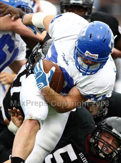 Thumbnail 2 in Taylor vs. Pearland (Texas 5A D1 Regional Playoffs) photogallery.