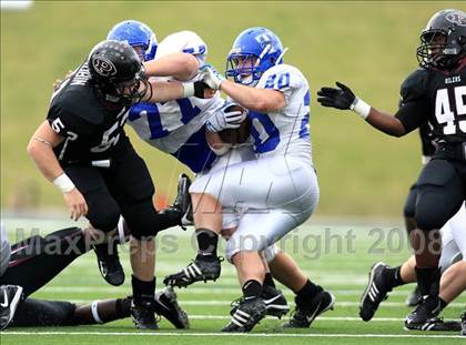 Thumbnail 2 in Taylor vs. Pearland (Texas 5A D1 Regional Playoffs) photogallery.