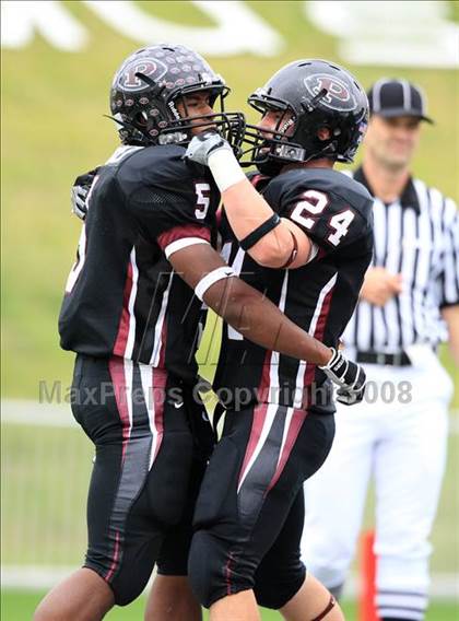 Thumbnail 1 in Taylor vs. Pearland (Texas 5A D1 Regional Playoffs) photogallery.
