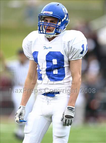 Thumbnail 1 in Taylor vs. Pearland (Texas 5A D1 Regional Playoffs) photogallery.