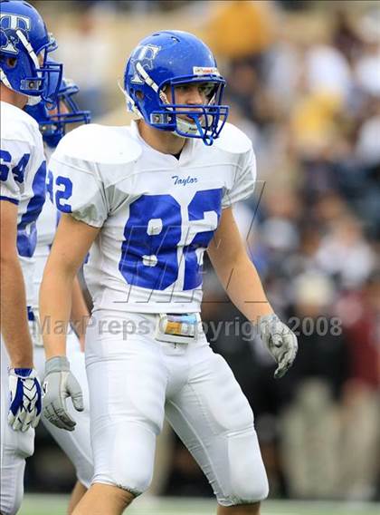 Thumbnail 3 in Taylor vs. Pearland (Texas 5A D1 Regional Playoffs) photogallery.