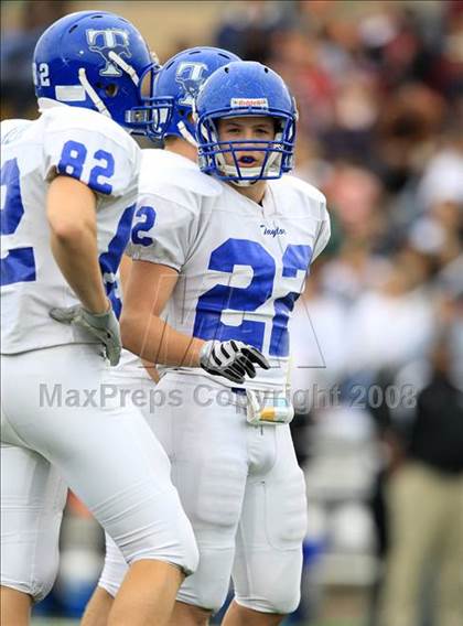 Thumbnail 1 in Taylor vs. Pearland (Texas 5A D1 Regional Playoffs) photogallery.