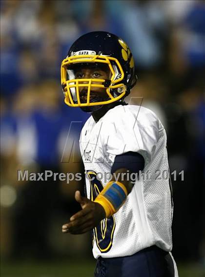Thumbnail 3 in St. Xavier vs. Springfield (Skyline Chili Crosstown Showdown) photogallery.