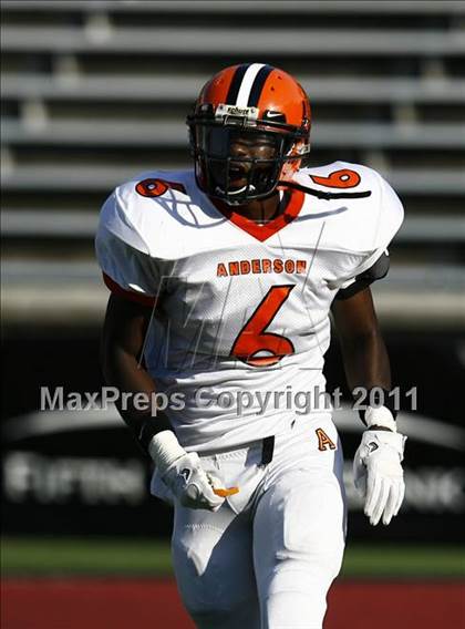Thumbnail 1 in St. Xavier vs. Springfield (Skyline Chili Crosstown Showdown) photogallery.
