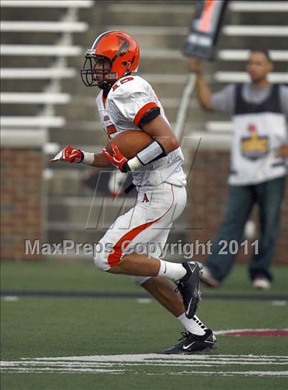 Thumbnail 1 in St. Xavier vs. Springfield (Skyline Chili Crosstown Showdown) photogallery.