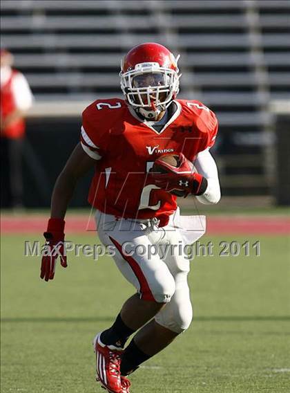 Thumbnail 3 in St. Xavier vs. Springfield (Skyline Chili Crosstown Showdown) photogallery.