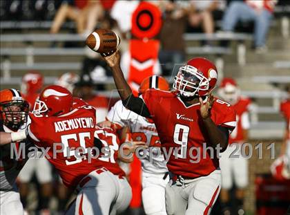 Thumbnail 1 in St. Xavier vs. Springfield (Skyline Chili Crosstown Showdown) photogallery.