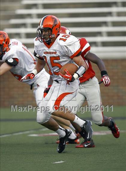 Thumbnail 3 in St. Xavier vs. Springfield (Skyline Chili Crosstown Showdown) photogallery.