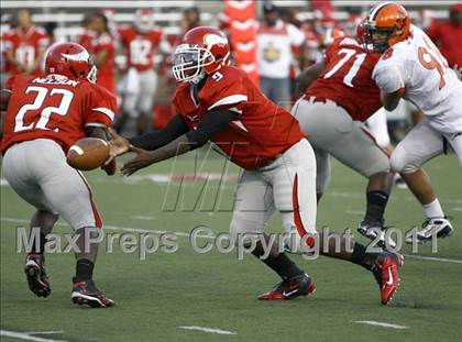 Thumbnail 2 in St. Xavier vs. Springfield (Skyline Chili Crosstown Showdown) photogallery.