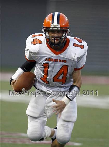 Thumbnail 2 in St. Xavier vs. Springfield (Skyline Chili Crosstown Showdown) photogallery.