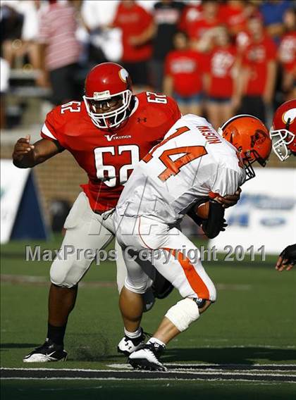 Thumbnail 2 in St. Xavier vs. Springfield (Skyline Chili Crosstown Showdown) photogallery.