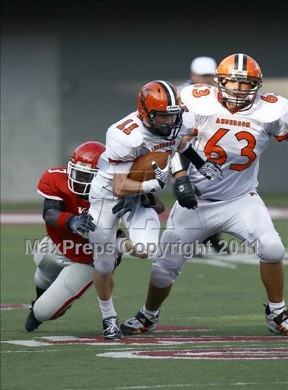 Thumbnail 2 in St. Xavier vs. Springfield (Skyline Chili Crosstown Showdown) photogallery.