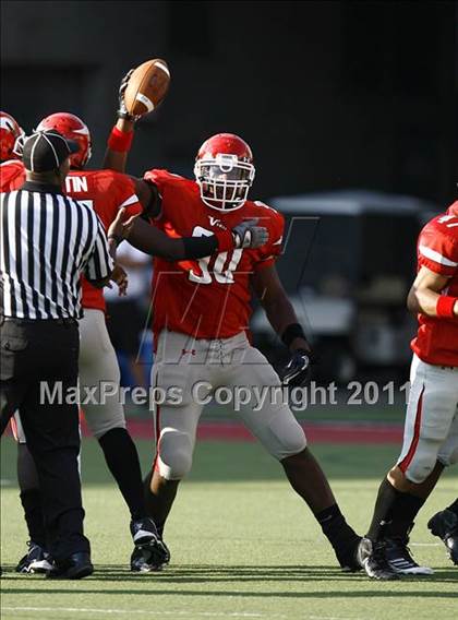Thumbnail 3 in St. Xavier vs. Springfield (Skyline Chili Crosstown Showdown) photogallery.