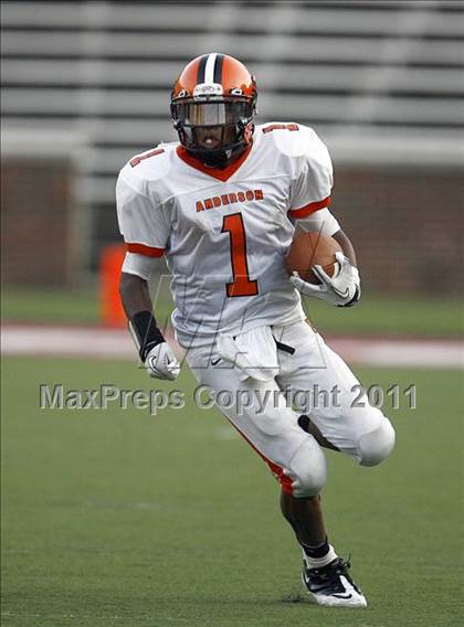 Thumbnail 1 in St. Xavier vs. Springfield (Skyline Chili Crosstown Showdown) photogallery.