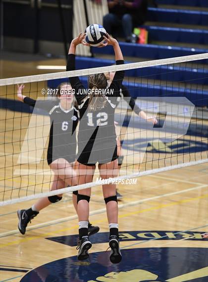 Thumbnail 2 in Analy vs. Benicia photogallery.