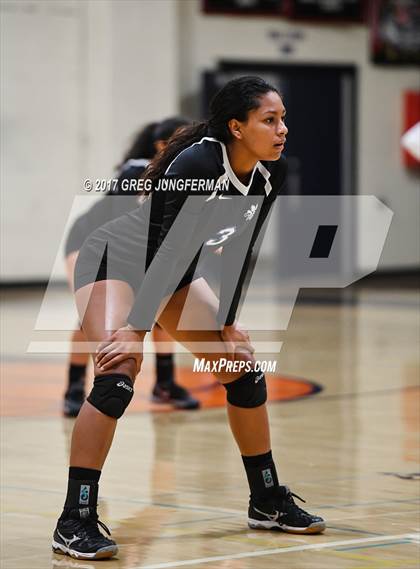 Thumbnail 3 in Analy vs. Benicia photogallery.