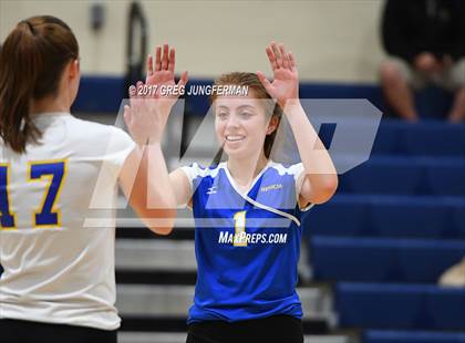 Thumbnail 3 in Analy vs. Benicia photogallery.
