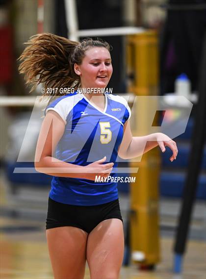 Thumbnail 2 in Analy vs. Benicia photogallery.