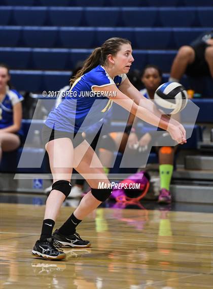 Thumbnail 2 in Analy vs. Benicia photogallery.