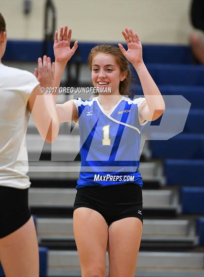 Thumbnail 2 in Analy vs. Benicia photogallery.