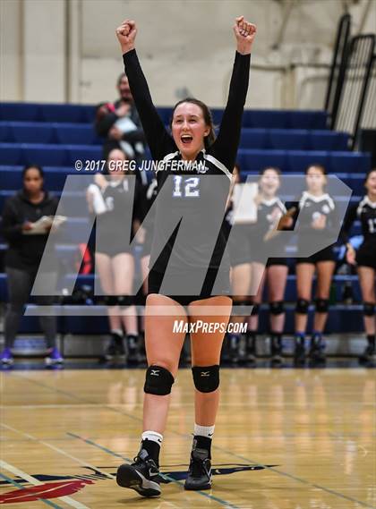 Thumbnail 1 in Analy vs. Benicia photogallery.