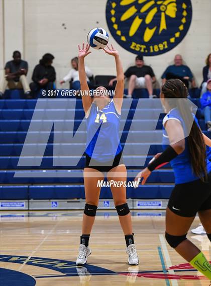 Thumbnail 2 in Analy vs. Benicia photogallery.