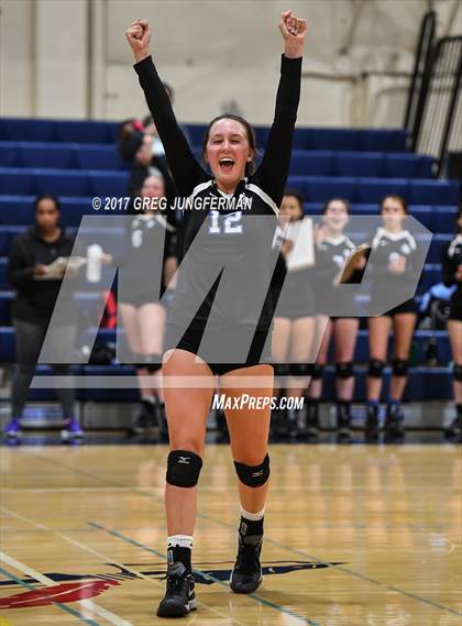 Thumbnail 3 in Analy vs. Benicia photogallery.