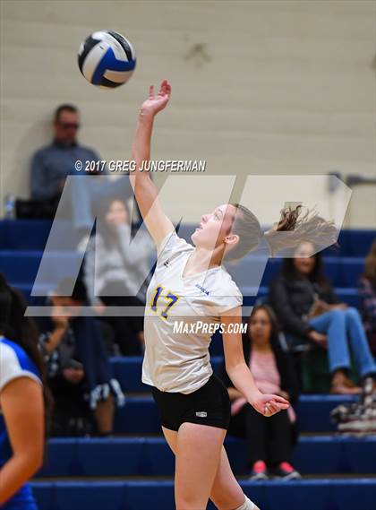 Thumbnail 2 in Analy vs. Benicia photogallery.