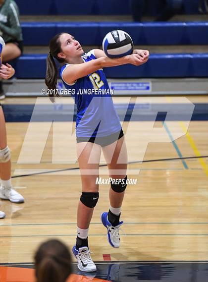 Thumbnail 3 in Analy vs. Benicia photogallery.
