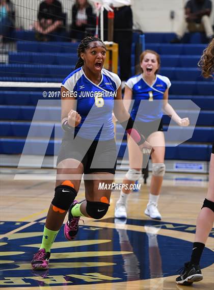 Thumbnail 3 in Analy vs. Benicia photogallery.